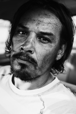 maxmotel mmla MG  sRGB bit 