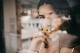 maxmotel sw julia boss models capetown  white body reflection 