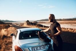 maxmotel sw mercedes roadtrip capetown  sunrise far 