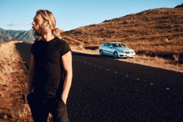 maxmotel sw mercedes roadtrip capetown  sunrise medium 