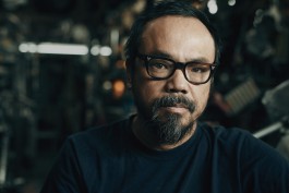 maxmotel sw shinya kimura dec  portrait bike sitting close 